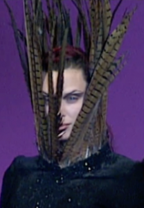 McQueen - Alexander - mode - Fashion - film - bonhote - ettedgui - Kate Moss - Naomi Campbell - génie - moda - SymaNews - Florence Yeremian