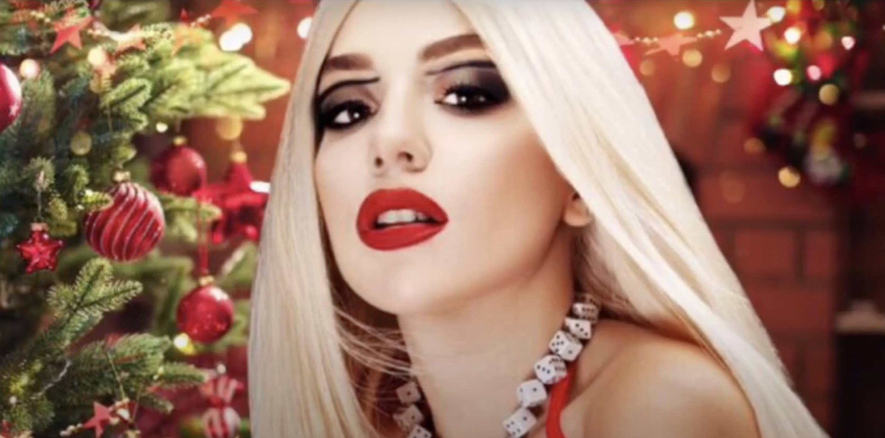Ava Max - Christmas without you -