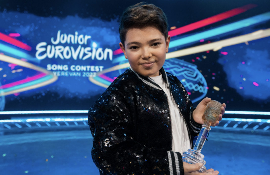 Lissandro - Eurovision junior 2022 - vainqueur - Oh maman -