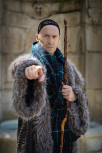 Le Roi Arthur - Epee de bois - Cartoucherie - Vincenne - Théâtre - Lancelot - Camelot - Rameau d'or - Syma News - Syma Mobile - Florence Yeremian - Jean Philippe Begue - Merlin - Jérôme Keen