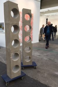 FIAC 2018 - béton - connerie - art conceptuel - Art Contemporain - Paris - Artistes - Paintings - Sculpture - Moderne - grand Palais - SYMA News - SYMA Mobile - Florence Yeremian - Fac?ade