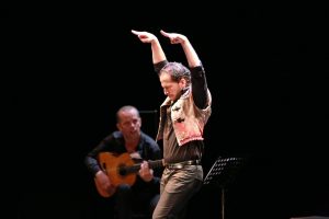 Carmen Flamenco - danse- flamenca - spectacle - paris - espagne - Andalousie - bizet - Merimee - syma news - Syma mobile - florence yeremian - jean luc palies - ana Perez - Magali Palies - Theatre - Opera - canto 