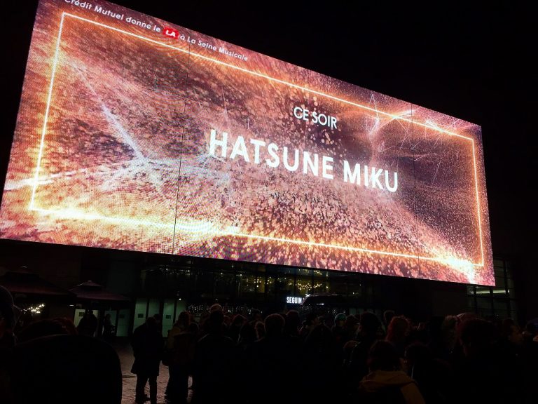 Hatsune Miku Expo 2018 seine musicale concert Luka vocaloid project diva