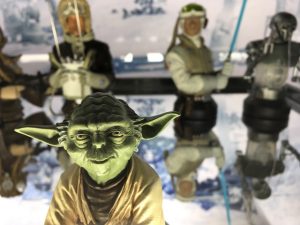 Star Wars - Les Fans contre attaquent - Jedi - Guerre des etoiles - Florence Yeremian - SYMA News - Syma Mobile - Yoda - Drouot Lafayette