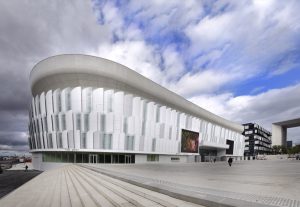 naming - sponsor - titre - sport - syma news - mm arena - stade - le mans MMA - Stade Gerland - Matmut Stadium - Altrad Stadium - GGL Stadium - Matmut Atlantique - Allianz Riviera - stade Orange vélodrome - Skoda Arena - Arkéa Arena - Kindarena - La Défense Arena - AccorHotel Arena - Omnisport de Bercy - Lidl Starligue - Jeep Elite - Ligue 1 Conforama - Domino’s ligue 2 - Qatar Prix arc de triomphe - France Galop - SYMA News