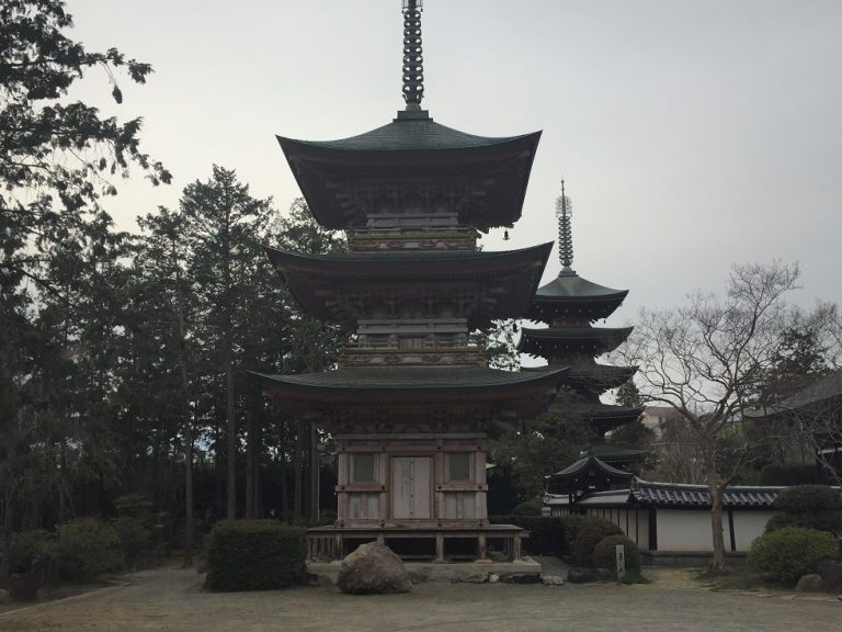 Takeda Shingen kofu japon temple bouddhisme histoire sengoku yamanashi prefecture chateau japonais