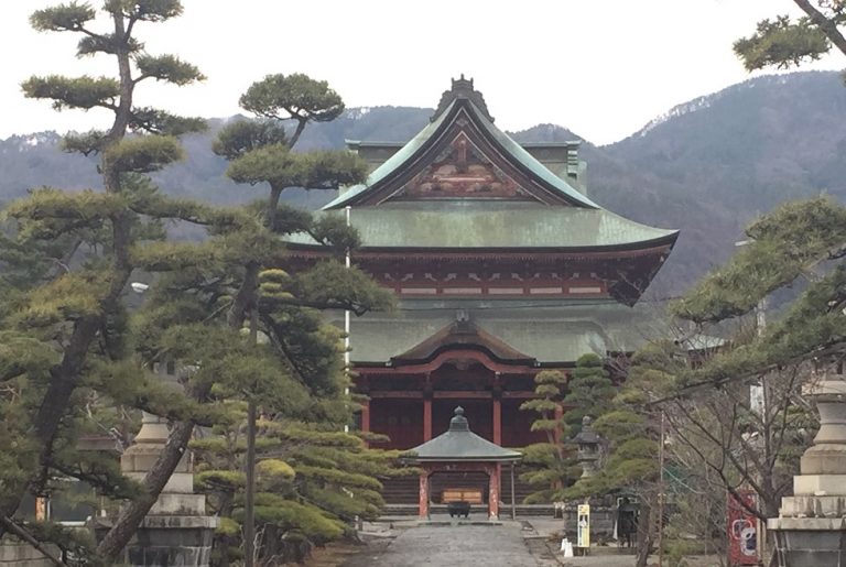 Takeda Shingen kofu japon temple bouddhisme histoire sengoku yamanashi prefecture chateau japonais