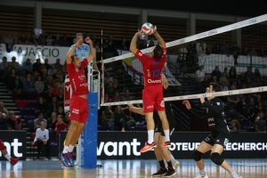 sport - sportif - ovalie - foot - Top 14 - Ligue 1 - rugby - ligue des champions - Europa League - jeep elite - basket - ligue A - volleyball - volley - waterpolo - Ligue Magnus - hockey - hockey sur glace - Odette ndoye - Hugo Invernizzi - Nabil Fekir - RCT