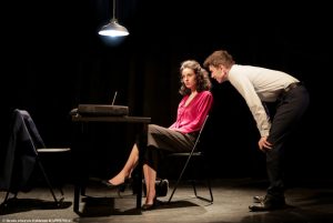 L'étrange affaire Émilie Artois - drame - crime - meurtre - thriller- psychopathe - psychologie - spectacle - theatre - theatre de la contrescarpe - contrescarpe - paris - sortir - syma news - florence yeremian - manipulation - murder - elena el ghaoui - lucas andrieu - emma baudoux - damien dufour