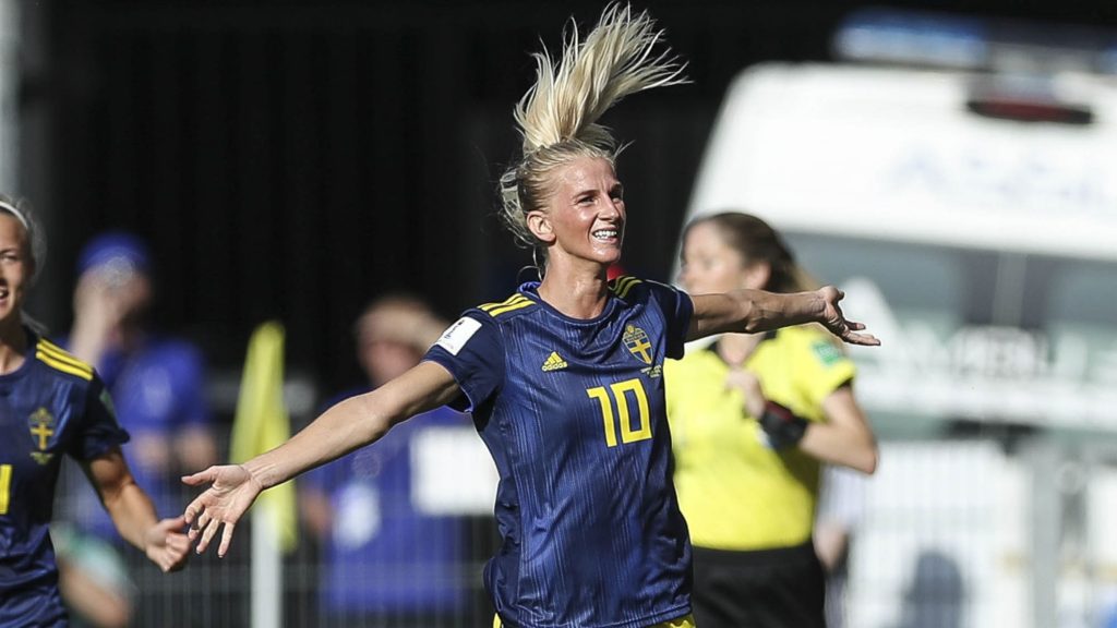 coupe du monde - coupe du monde féminine - foot - football - footballeuses - bleues - allez les bleues - dare to shine - sport - syma news - fifa - foot 2019 - cdm - cdm19 - meufdefoot - footfem