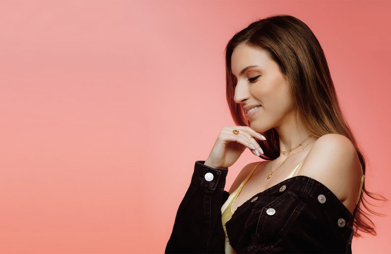 Sara’h - star - cover - net - the voice - chanteuse - singer - reprises - despacito - perfect - ed sheeran - hello - adèle - zombie - shallox - lennkim - syma news - Sarah