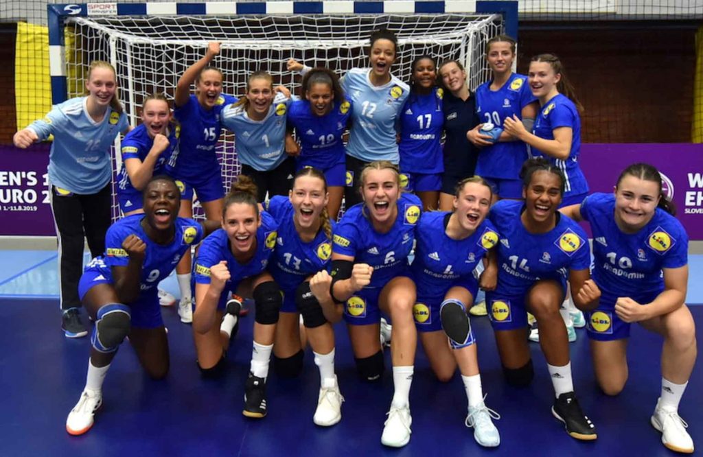 sport - ligue 2 - formule 1 - handball - lewis hamilton - lens - auxerre - france - mercedes - bottas