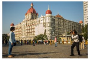 Ritesh Batra - Film - Le photographe - syma news - florence yeremian - nawazuddin siddiqui - sanya malhotra - photograph - film - movie - cinema - farrukh Jaffer - love - romance - amour - inde - bollywood - mumbai - bombay - amazon studio