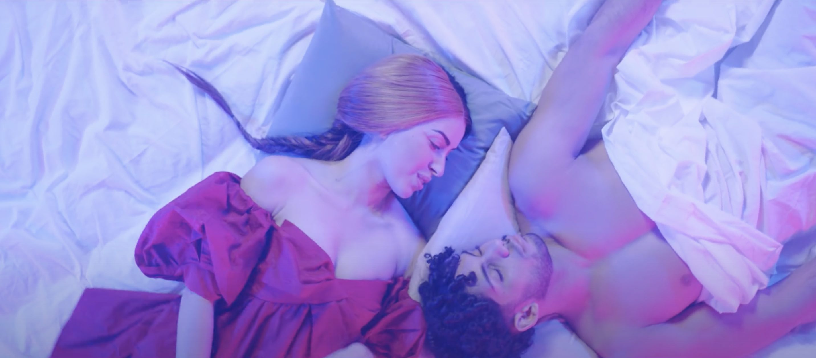 Maude - Love Dies - Clip - Retour