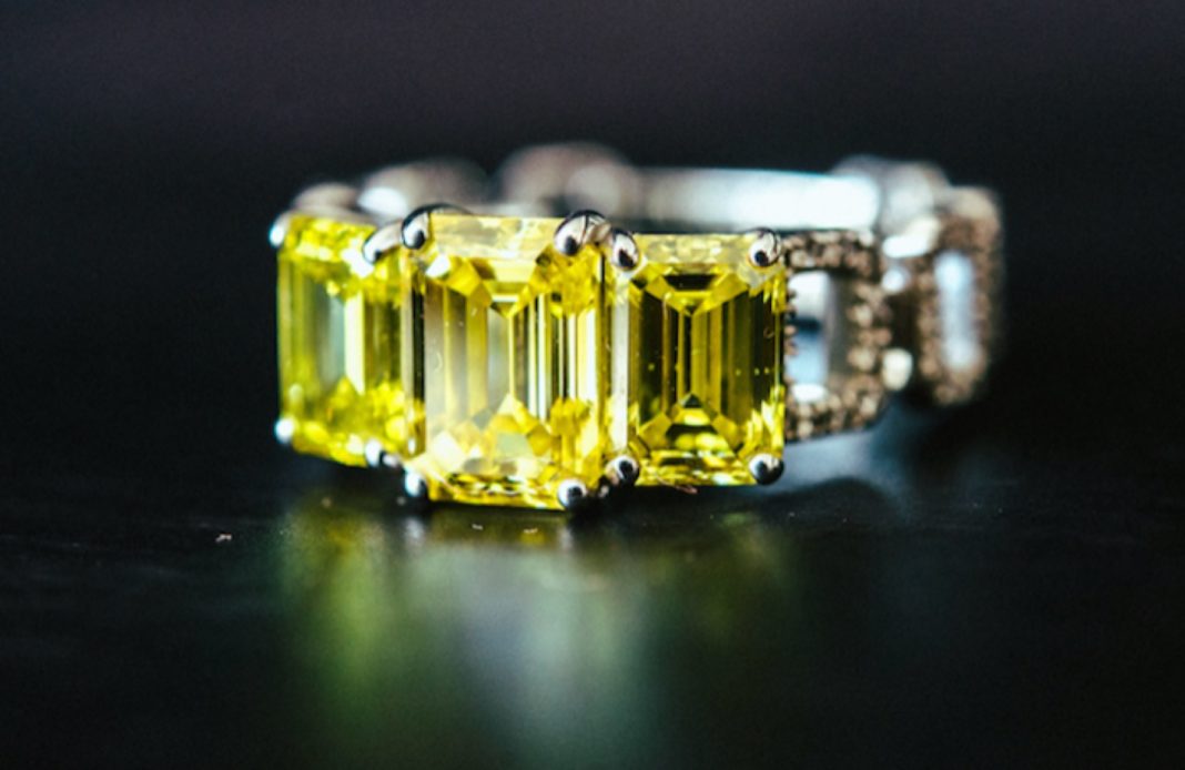 diamants jaunes -diamants de synthèse - joaillerie - maison courbet - diamant - parure - bijou - place vendome - syma news - art de vivre - mazarine yeremian