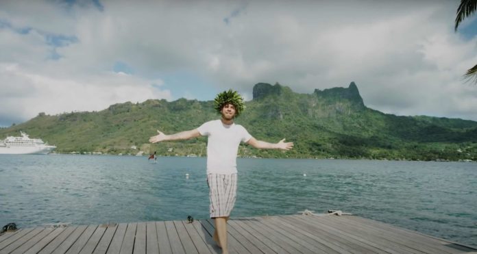 Keen’V nous emmène à « Tahiti » avec son nouveau single - Syma News