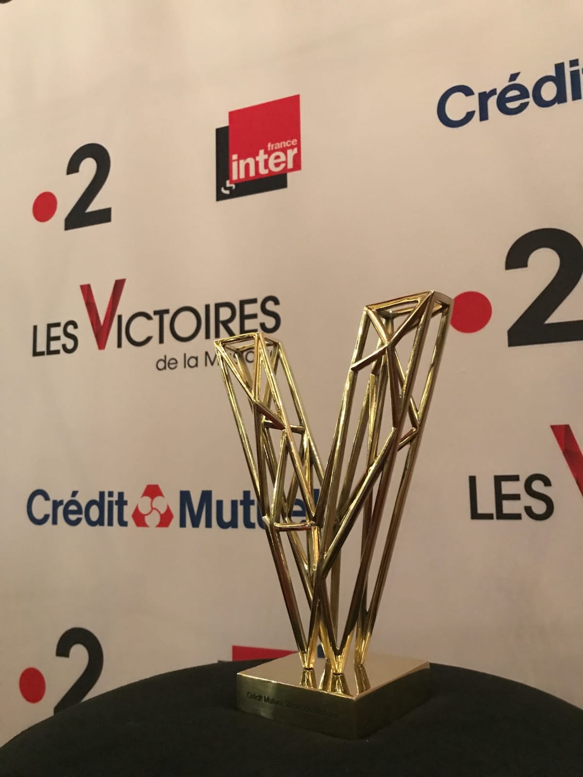 Victoires de la musique 2021 - Victoires de la musique - Victoires 2021 - trophée -