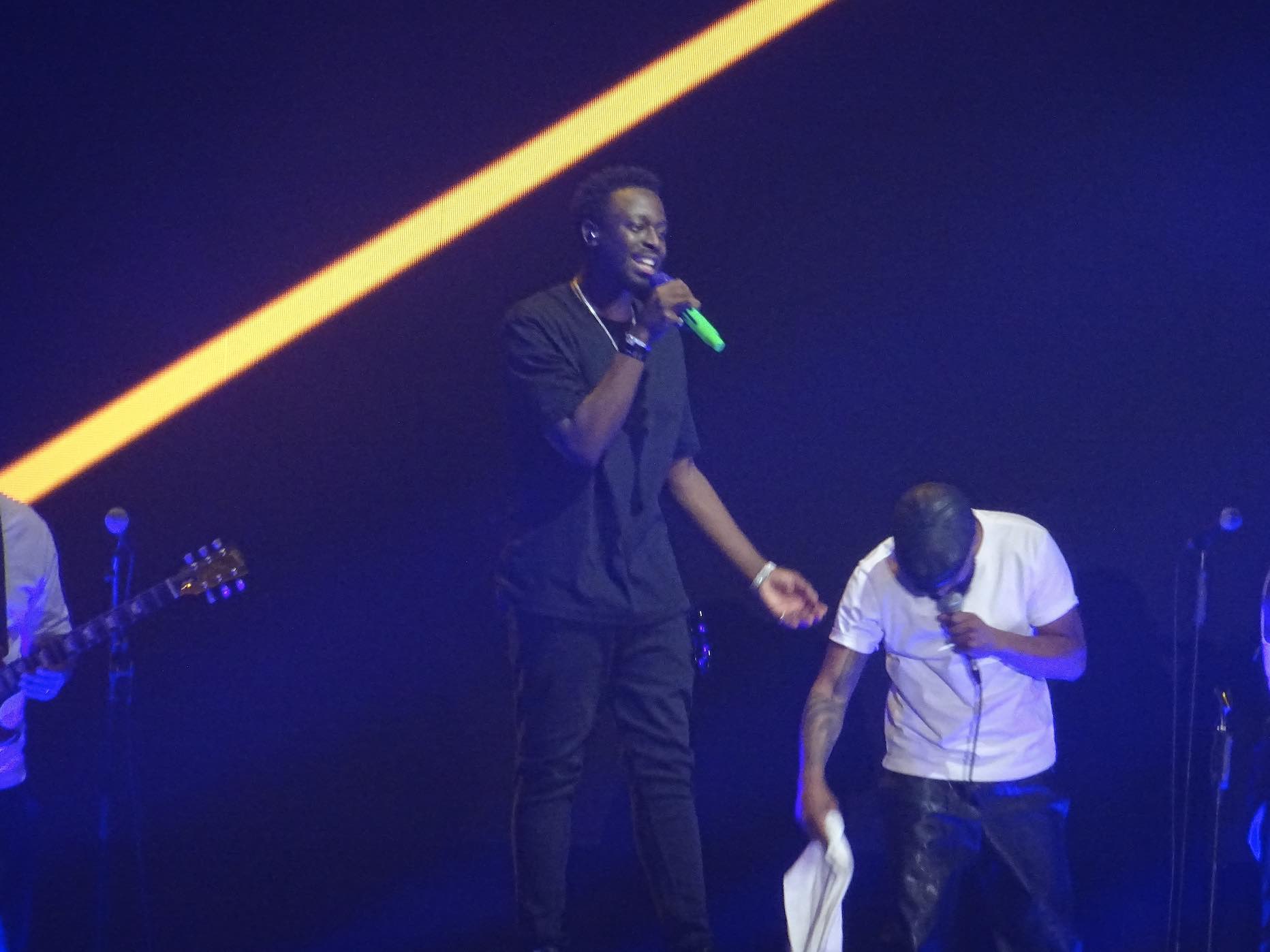 Dadju - poa miel tour - epernay - concert -