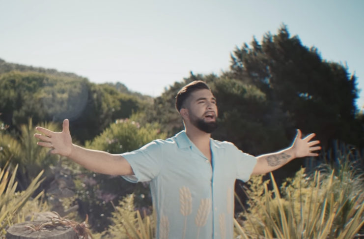 Kendji Girac surprend avec une reprise de « Catena » extraite de l’album « Corsu Mezu Mezu 2 » Kendji Girac - Catena - Corsu Mezu mezu 2 -