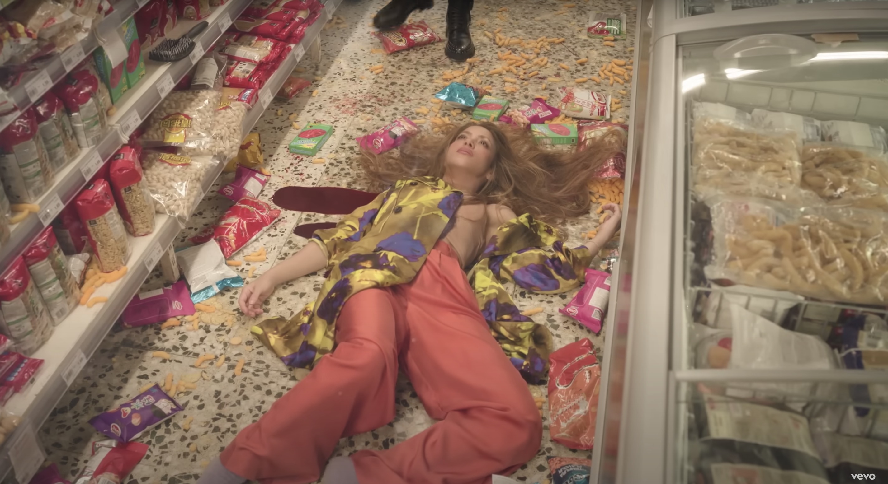 Shakira - Monotonia - Gerard Piqué - Ozona -
