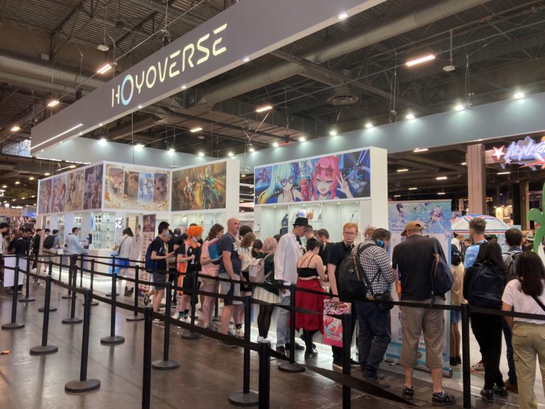 Japan Expo naruto manga anime japon ken akamatsu love hina sortie paris ile de france salon parc des expositions villepinte vega dupuis superbeasts pokemon TGC hoyoverse mihoyo nintendo switch nikke smartphone ios android spy x family ghibli 