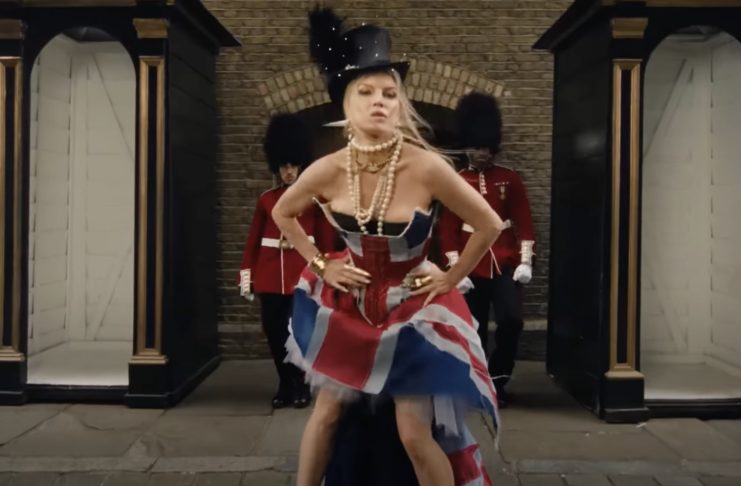 Fergie - London Bridge - Too much - Netflix -