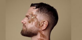Keen'V - Regarde moi -