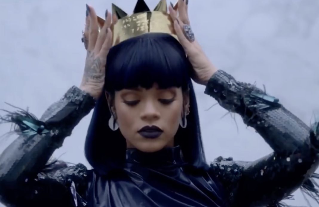 Rihanna - Queen - 20 ans carrière -