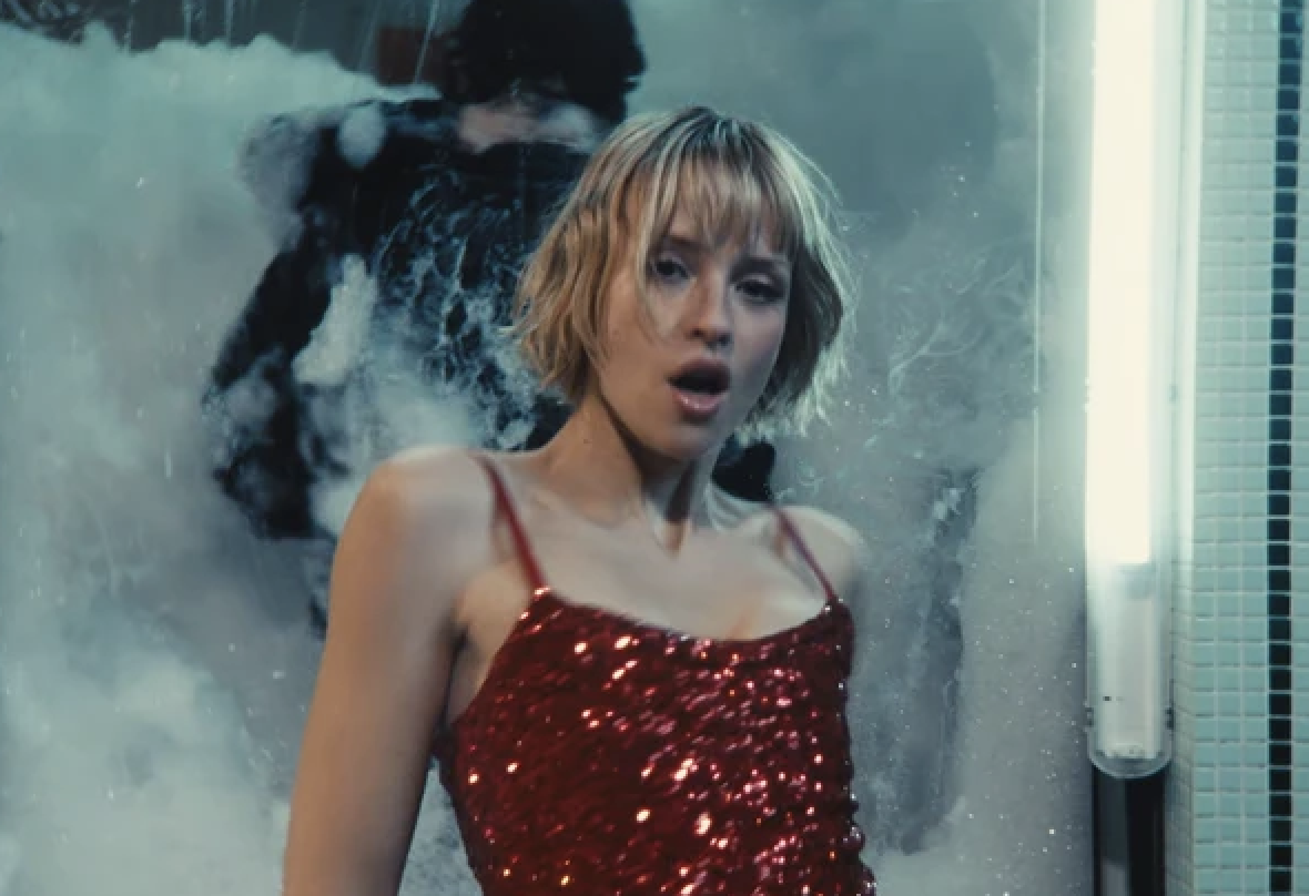 Angèle - What your want - clip