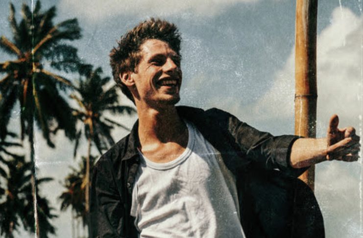 Naâman de retour avec le hit estival posthume « Coco Wata » Naaman - Coco Wata -