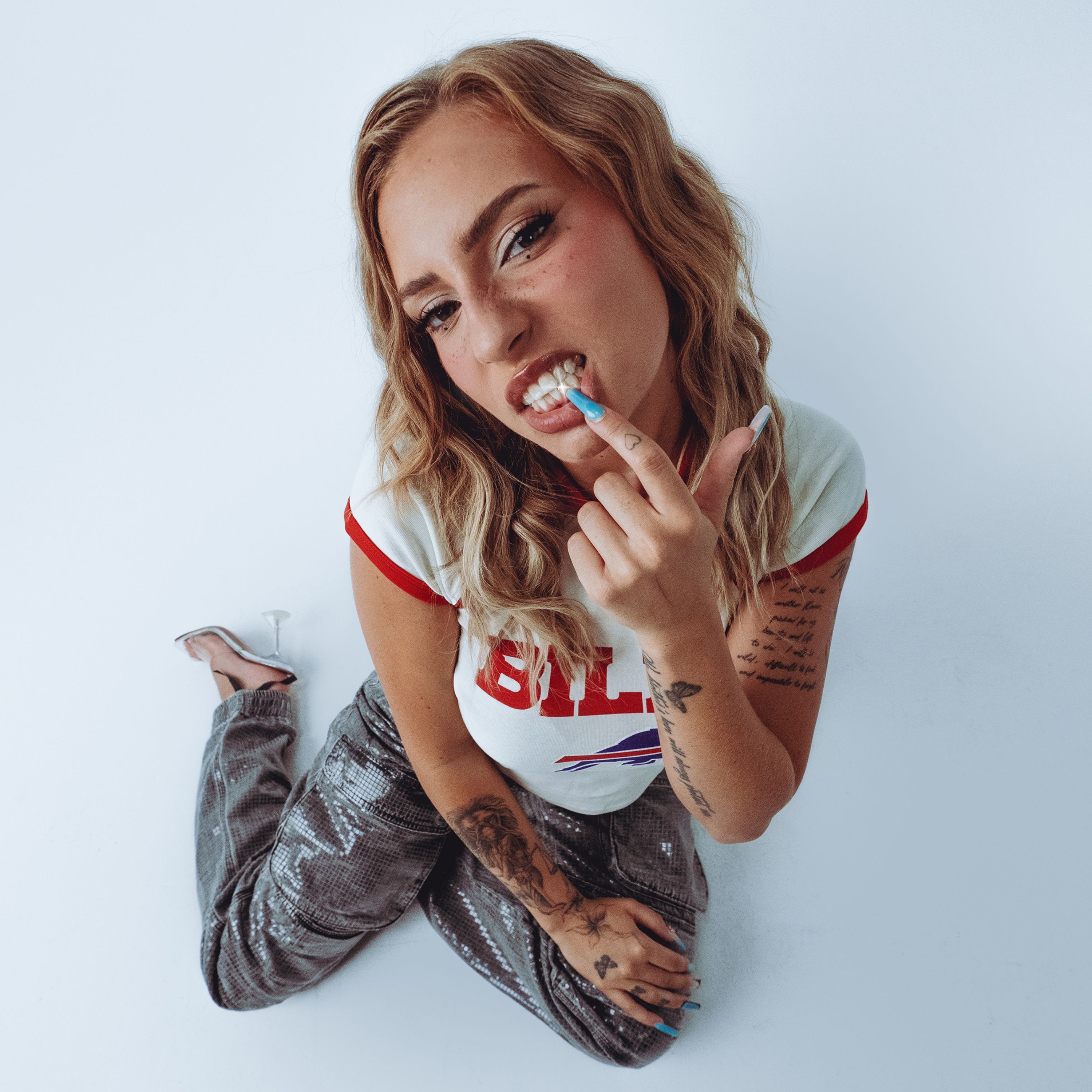 Léa Doffey - Dis moi